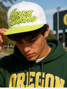 New Era Oregon Ducks Neon Snapback Hat White Green NCAA Cap